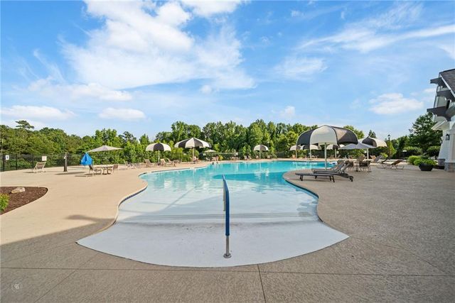 329 SANDY SPRINGS Drive, Griffin, GA 30223