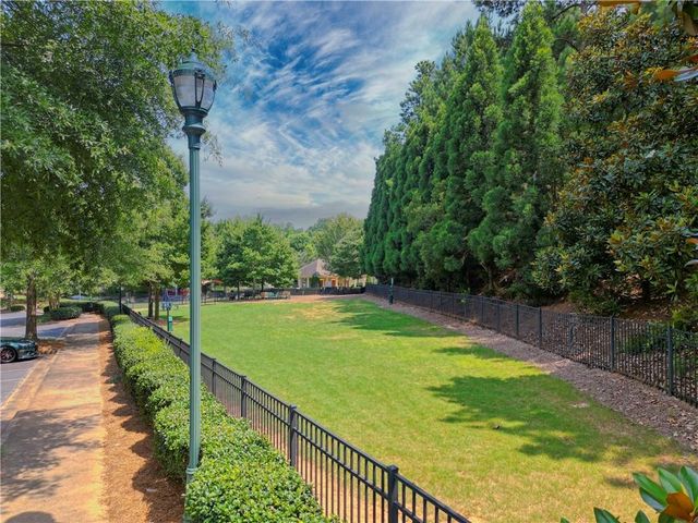 329 SANDY SPRINGS Drive, Griffin, GA 30223