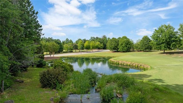 329 SANDY SPRINGS Drive, Griffin, GA 30223