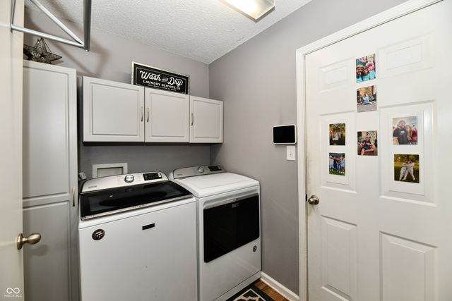 3418 Roundlake Lane, Whitestown, IN 46075