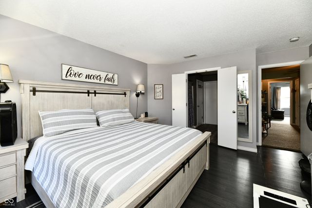 3418 Roundlake Lane, Whitestown, IN 46075