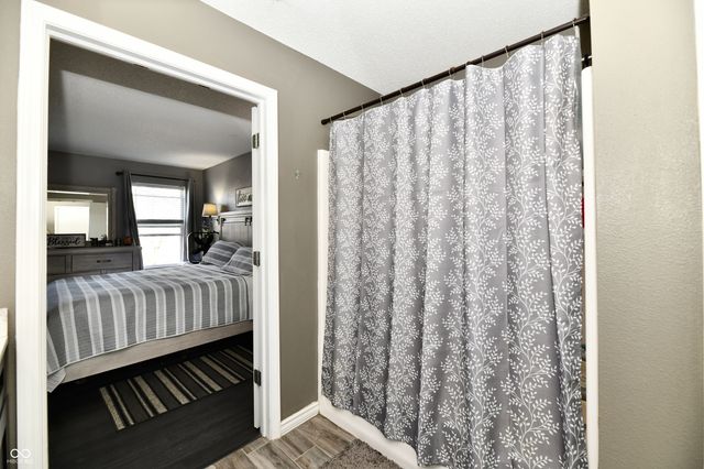 3418 Roundlake Lane, Whitestown, IN 46075