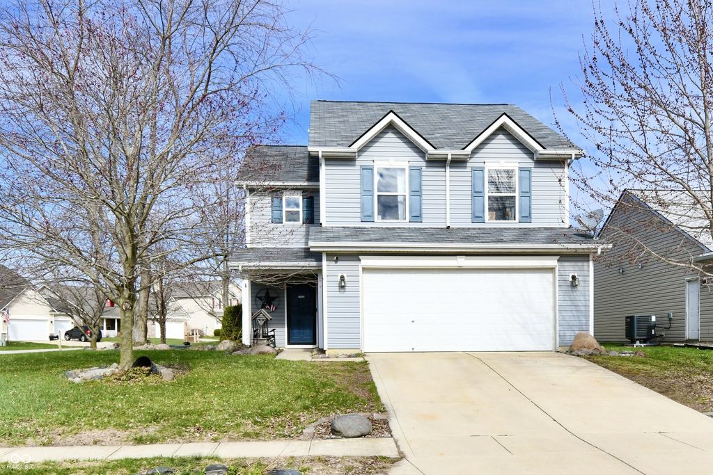 3418 Roundlake Lane, Whitestown, IN 46075