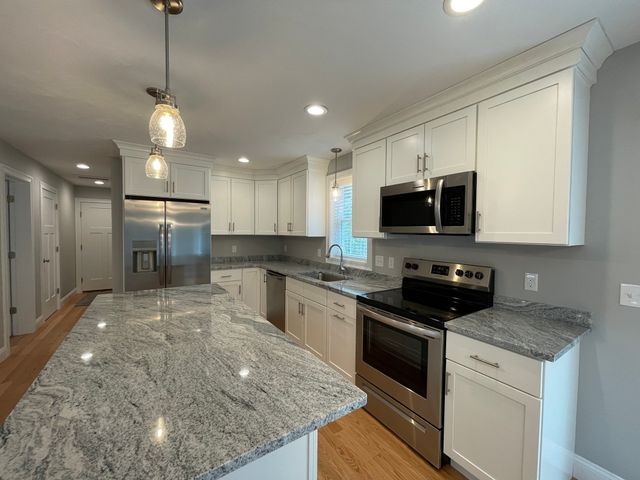 3 Cranberry Rd, Carver, MA 02330