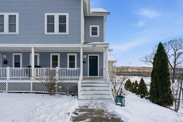 200 Beacon St, Worcester, MA 01610