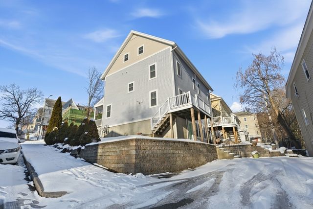 200 Beacon St, Worcester, MA 01610
