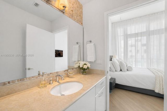 1331 Brickell Bay Dr PH4605, Miami, FL 33131