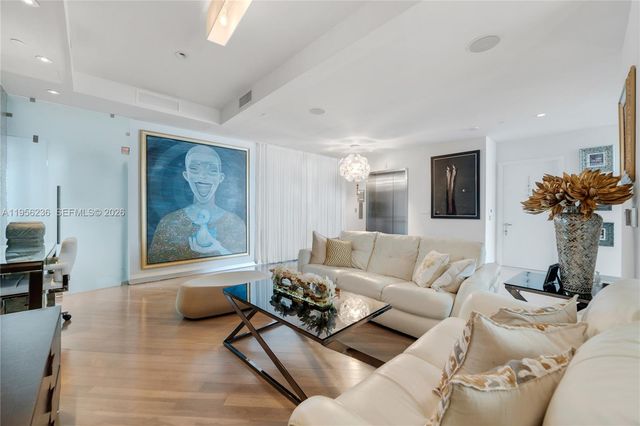 1331 Brickell Bay Dr PH4605, Miami, FL 33131