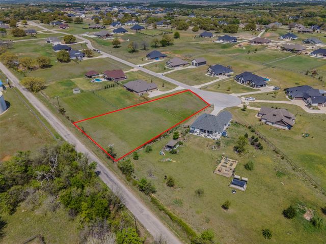 221 Maverick Court, Granbury, TX 76049