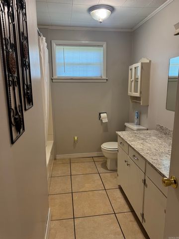 323 Martin W Drive, Wynne, AR 72396