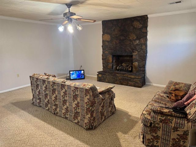 323 Martin W Drive, Wynne, AR 72396