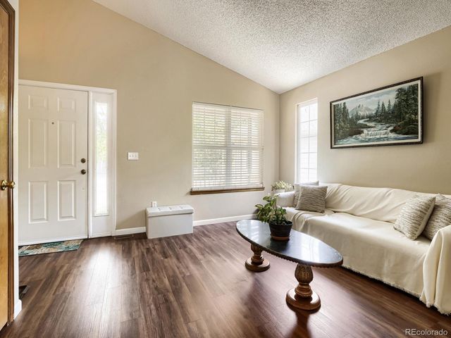 2153 S Ventura Street, Aurora, CO 80013