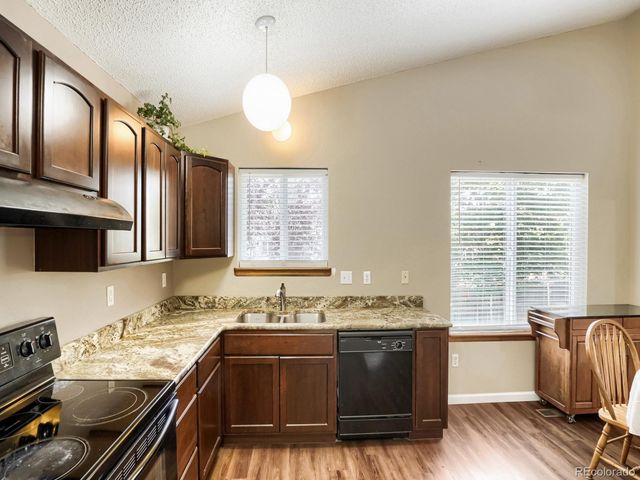 2153 S Ventura Street, Aurora, CO 80013