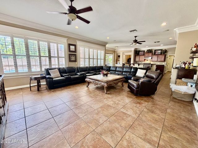 2925 E MARLENE Drive, Gilbert, AZ 85296