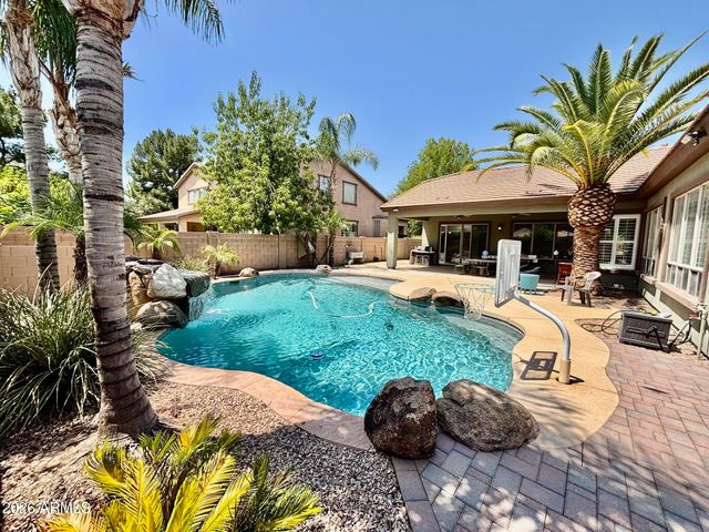 2925 E MARLENE Drive, Gilbert, AZ 85296