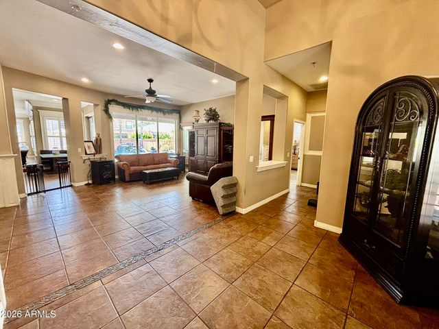 2925 E MARLENE Drive, Gilbert, AZ 85296