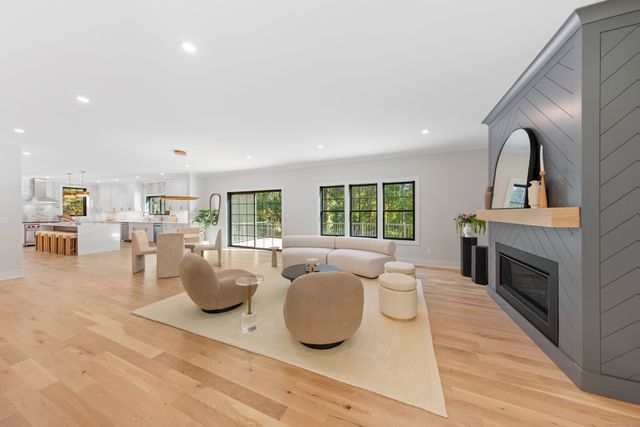 31 Gray Farms Road, Stamford, CT 06905