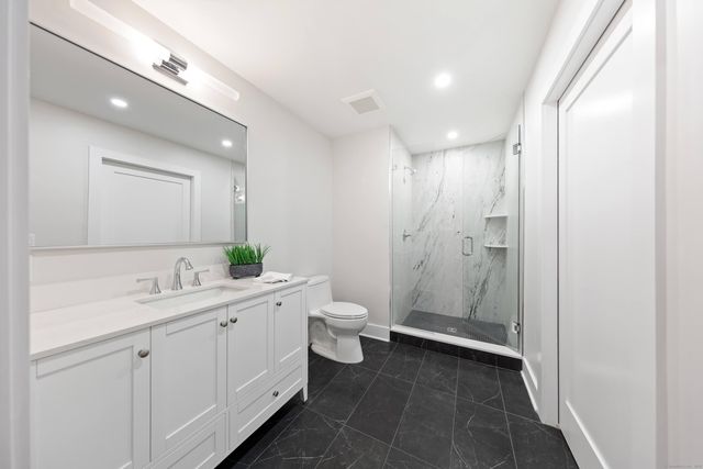 31 Gray Farms Road, Stamford, CT 06905