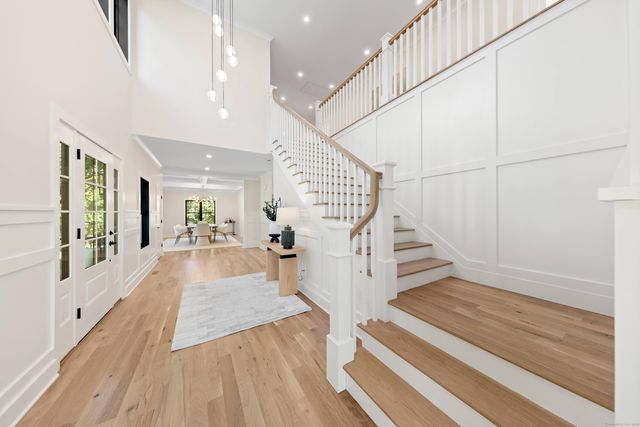 31 Gray Farms Road, Stamford, CT 06905