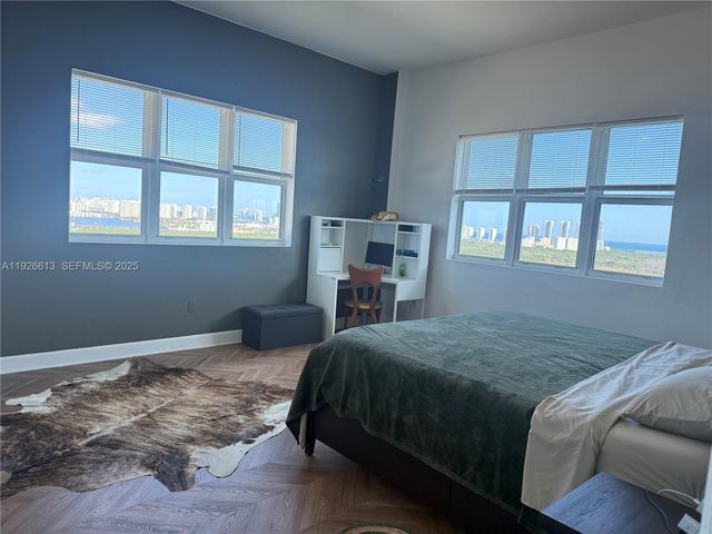 15051 Royal Oaks Ln 2601, North Miami, FL 33181