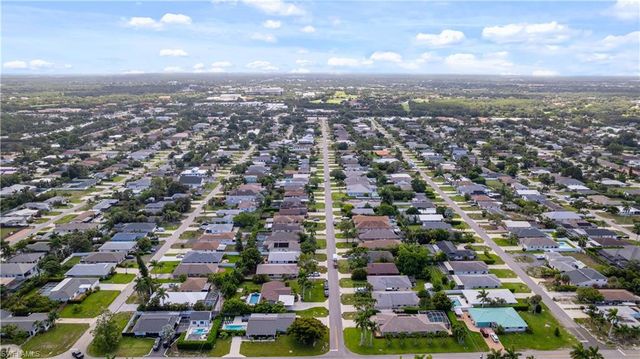 704 106th AVE N, Naples, FL 34108