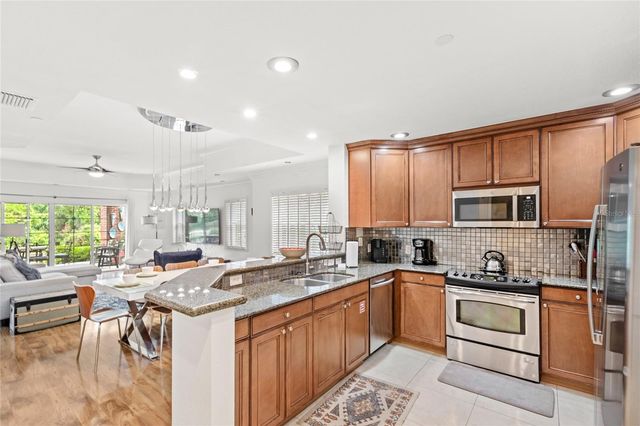 7650 WHISPER WAY 104, Reunion, FL 34747