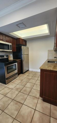 248 NE 12th Street 2, Delray Beach, FL 33444