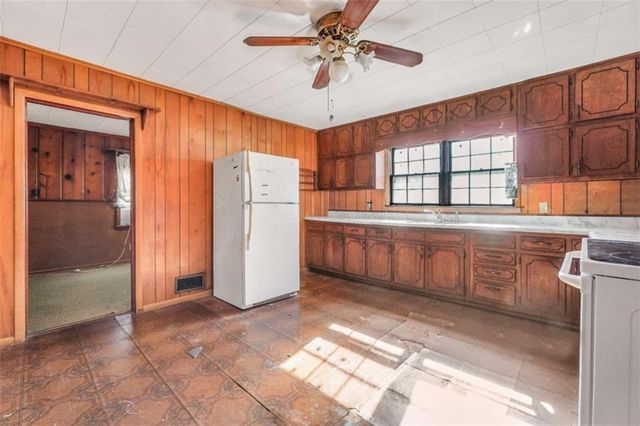 3560 Jonesboro Road, Hampton, GA 30228