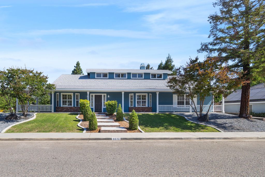 Image 1 of property listing at 5520 W Vassar Avenue, Visalia, CA 93277