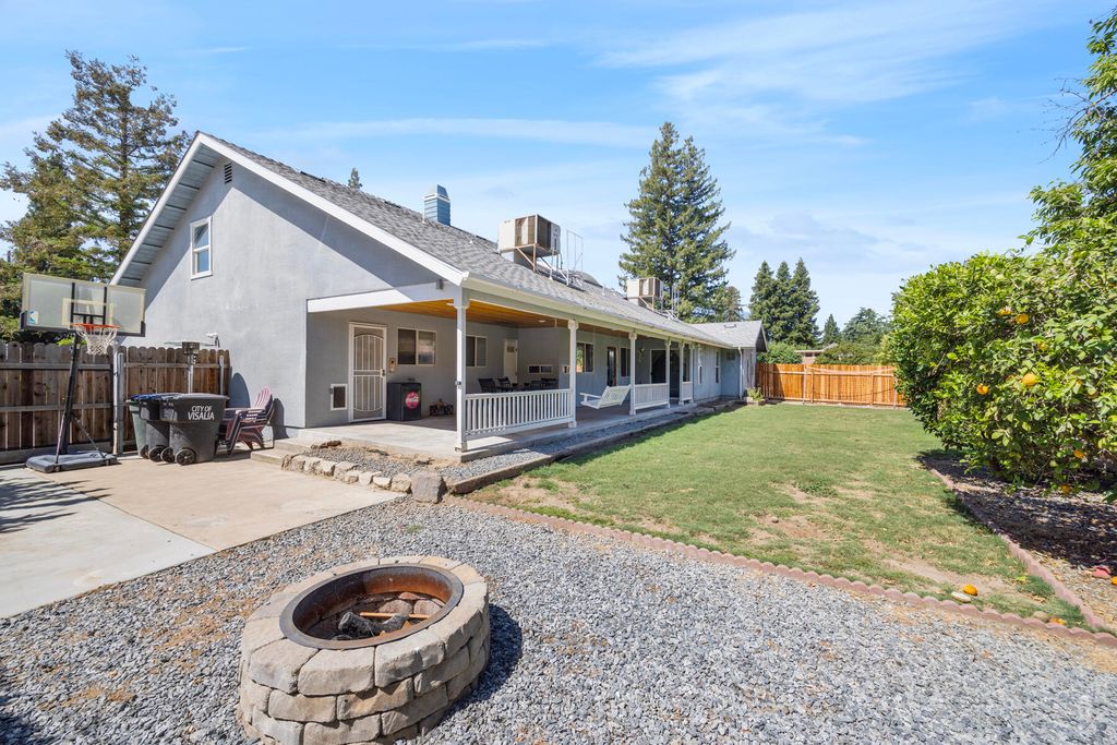 Image 48 of property listing at 5520 W Vassar Avenue, Visalia, CA 93277
