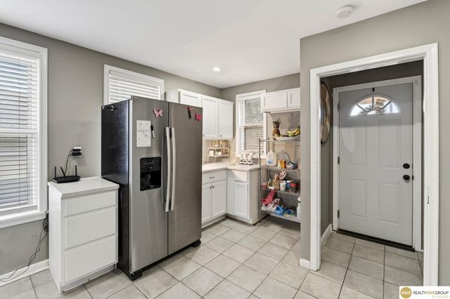 1012 S 22 Street, Omaha, NE 68108