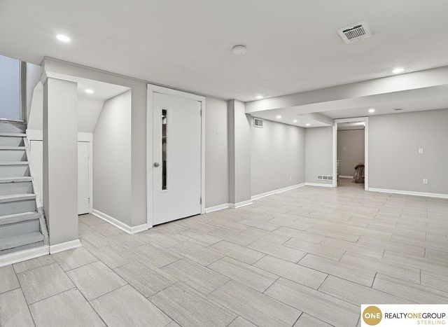 1012 S 22 Street, Omaha, NE 68108