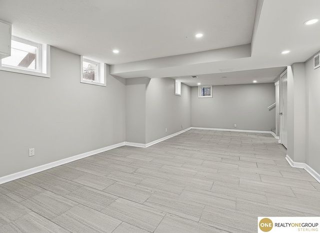 1012 S 22 Street, Omaha, NE 68108