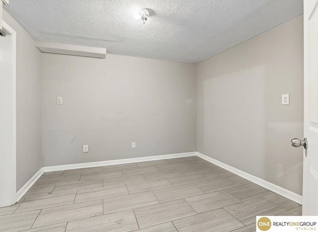 1012 S 22 Street, Omaha, NE 68108