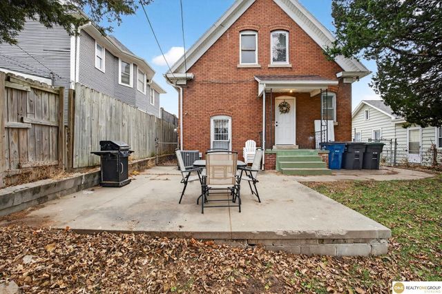 1012 S 22 Street, Omaha, NE 68108