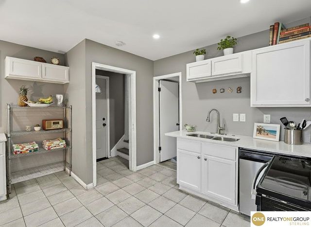 1012 S 22 Street, Omaha, NE 68108