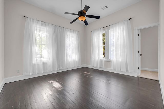 1300 7th Street, Rosenberg, TX 77471