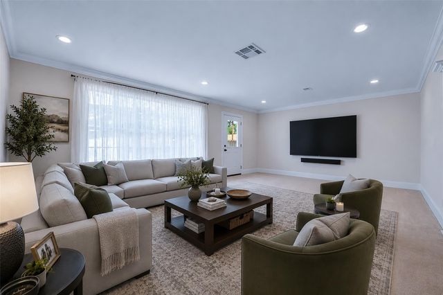 1300 7th Street, Rosenberg, TX 77471