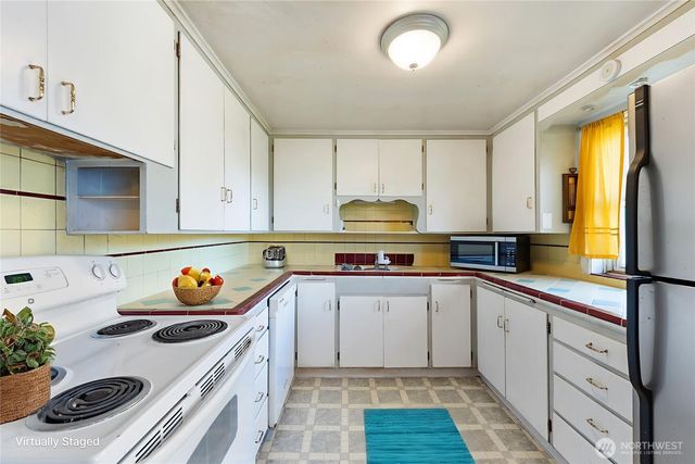 16779 State Route 536, Mount Vernon, WA 98273