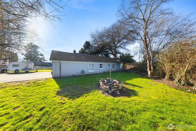 16779 State Route 536, Mount Vernon, WA 98273