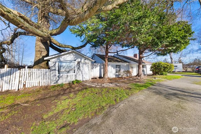 16779 State Route 536, Mount Vernon, WA 98273