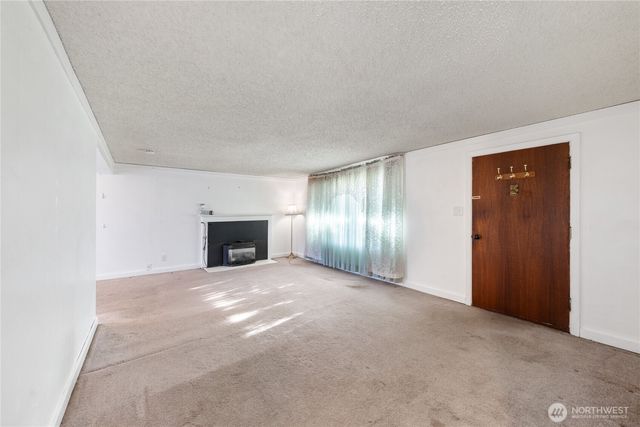 16779 State Route 536, Mount Vernon, WA 98273