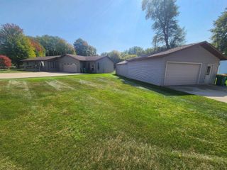 59 Spruce Ridge Road, Bay City, MI 48706