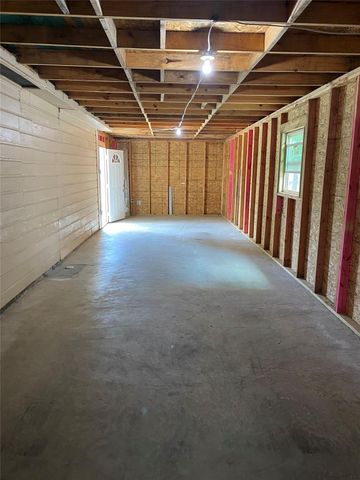 5018 Kenilwood Drive, Houston, TX 77033