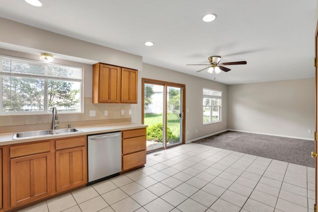 101 Barry Knoll Drive, Pataskala, OH 43062