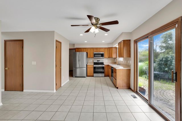 101 Barry Knoll Drive, Pataskala, OH 43062