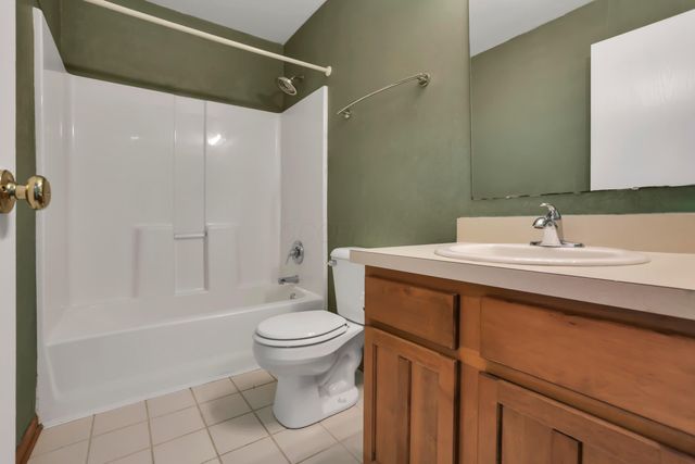 101 Barry Knoll Drive, Pataskala, OH 43062