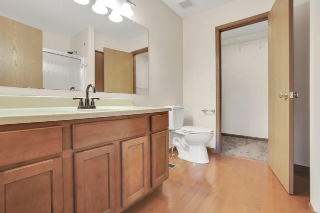 101 Barry Knoll Drive, Pataskala, OH 43062