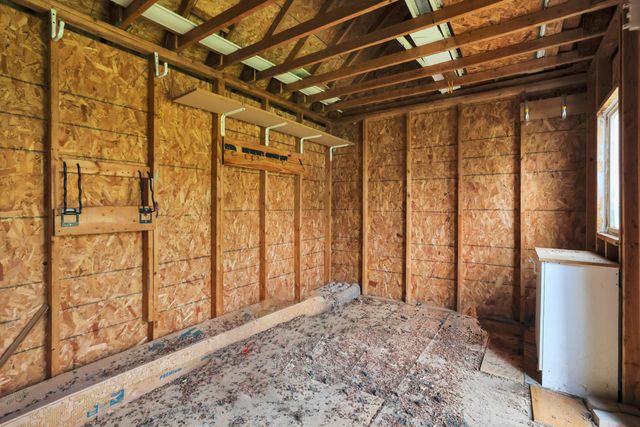 101 Barry Knoll Drive, Pataskala, OH 43062