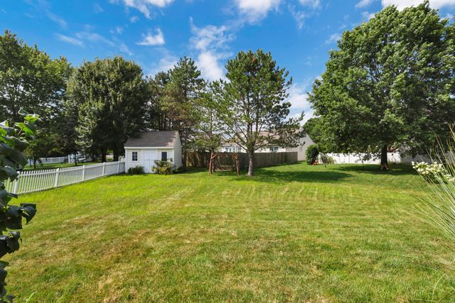 101 Barry Knoll Drive, Pataskala, OH 43062